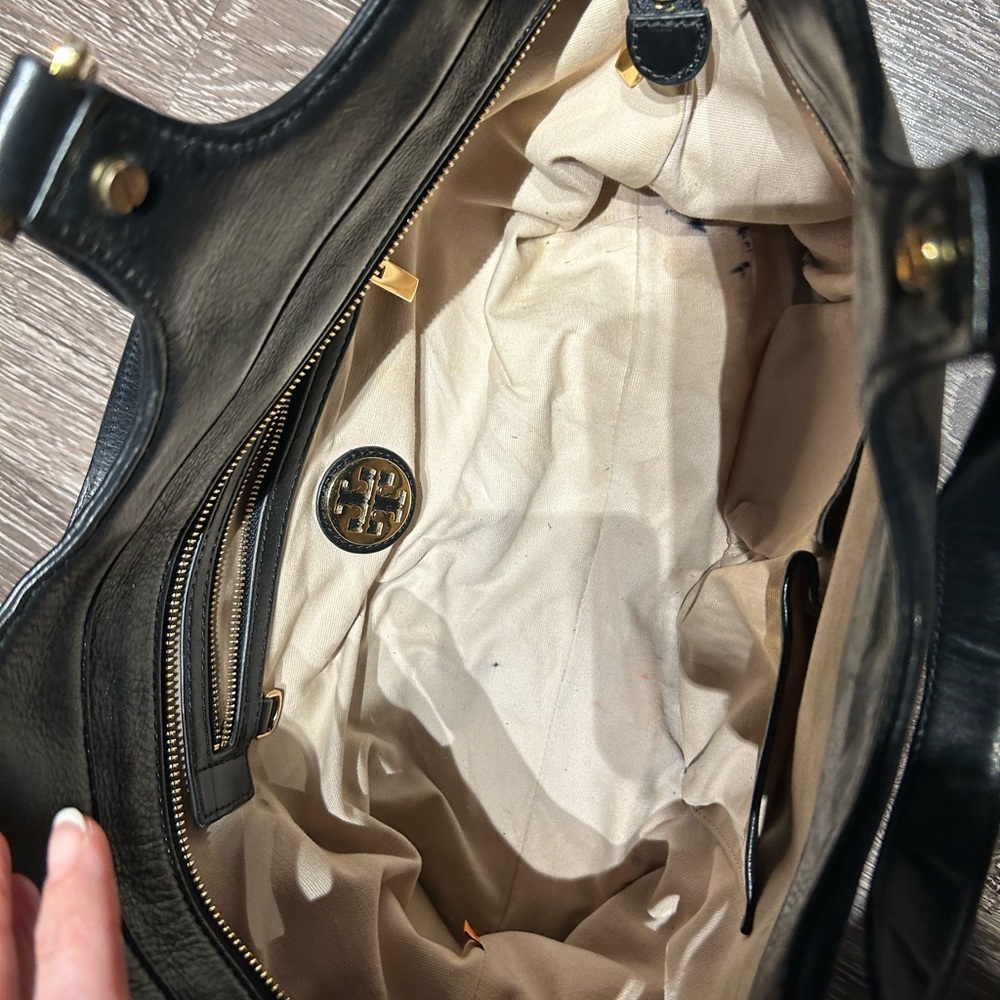 Tory Burch Black Leather Purse